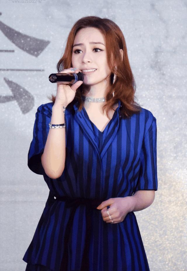 有着盛世美颜的阿娇 却一直被吐槽不会穿衣 学她这样画眉, 美翻了