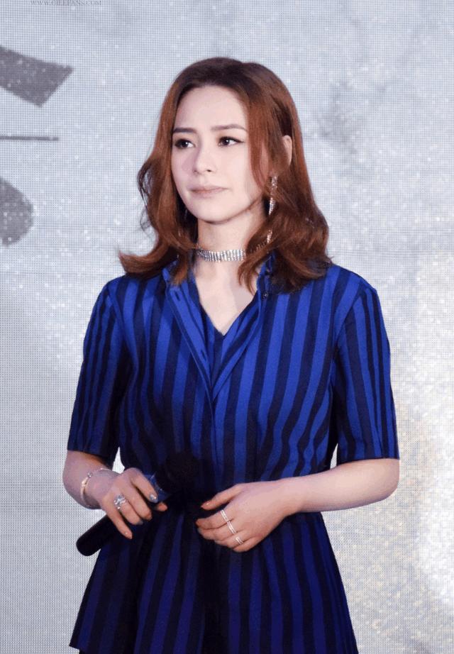 有着盛世美颜的阿娇 却一直被吐槽不会穿衣 学她这样画眉, 美翻了