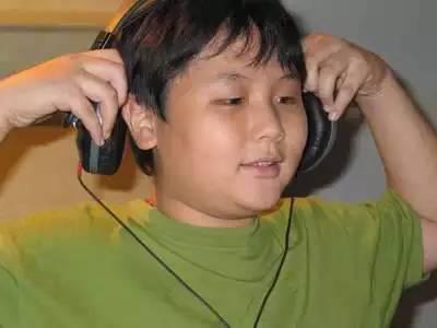 感动！佛山仔女睇住长大肥仔“天庥”，真的结婚了！