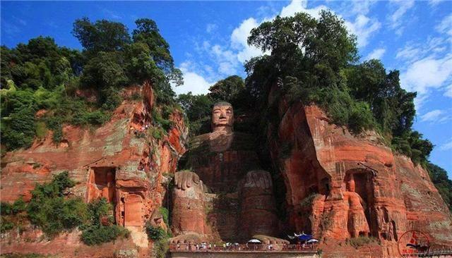 乐山又一巨佛重现，很多游客对地点都很疑惑