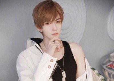 ​“cos大佬”熊祁强势征婚，择偶标准让人心动不已，网友：不现实