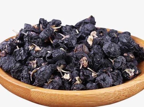 老农种植“黑了”的枸杞,邻居说可能受骗了,其实果实的价值珍贵