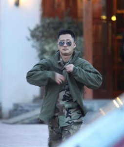 ​错过了《战狼2》的女主角，凭借《八佰》而走红，她就是徐嘉雯