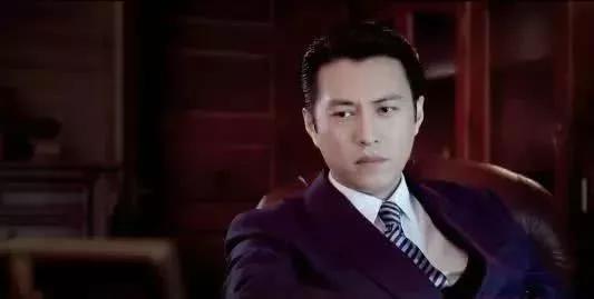 从靳东走红悟出的道理:我只负责好好生活,其他的就交给时间吧!