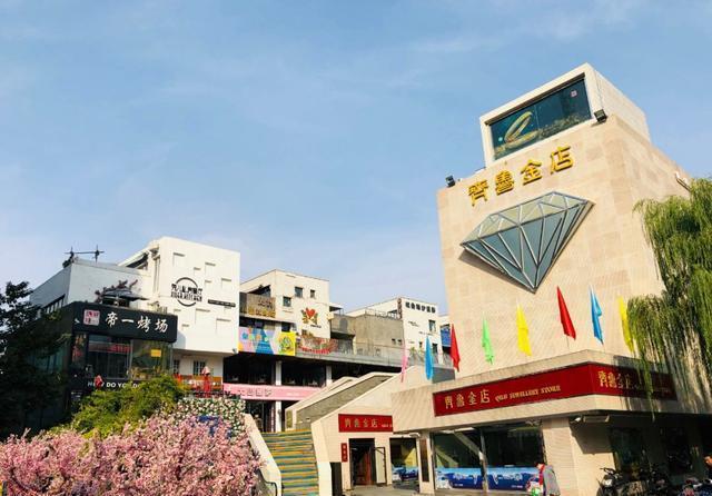 一条泉城路，半部济南史