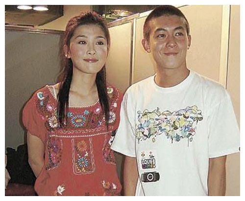 周丽淇与傅程鹏为结婚改名，男方抛弃22年发妻，婚姻能幸福吗？