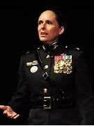 美国海军制服多达十几种，基本分类都难搞清，记好中英对照帮助大