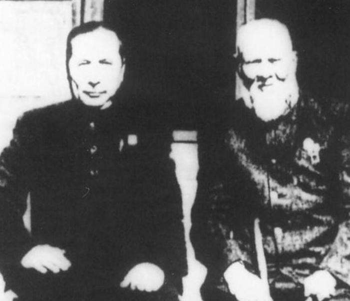 中国势力第一黑老大，收总统当小弟，为革命卖祖产死后葬八宝山