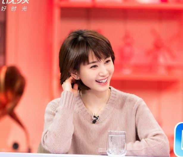 王子文新造型意外走“红”，剪款短发大妈变少女显高10cm，美爆了