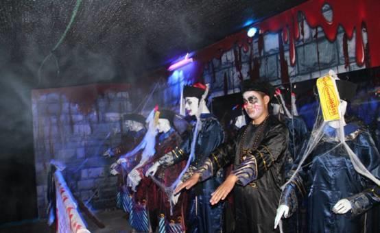 万圣节去哪“鬼混”？北京欢乐谷七大主题鬼屋攻略，感受群魔乱舞