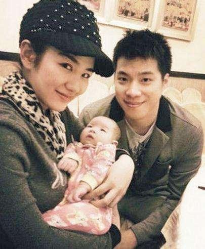 前妻是黄奕，被质疑富二代身份造假，他晒一张豪车图让人瞬间闭嘴