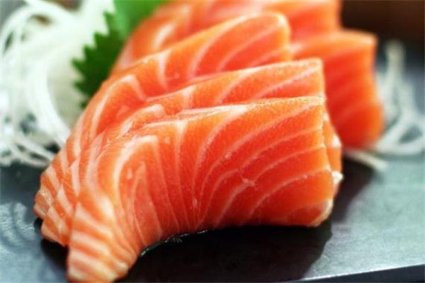 三文鱼吃多了会便秘吗 便秘能吃三文鱼吗