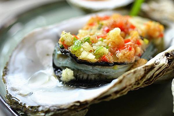 蒸生蚝是冷水下锅还是热水下锅 生蚝一次吃多了会怎样 蒸生蚝是冷水下锅还是热水下锅 生蚝一次吃多了会怎样