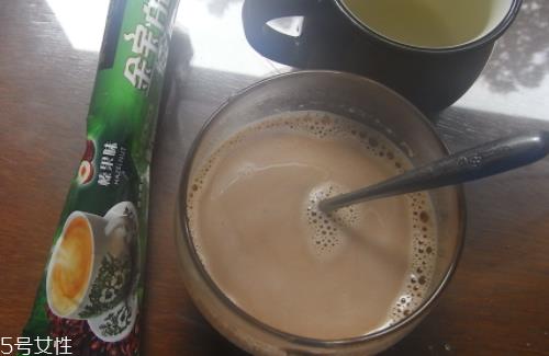 白咖啡是什么颜色?白咖啡是白色吗? 白咖啡是什么颜色?白咖啡是白色吗?