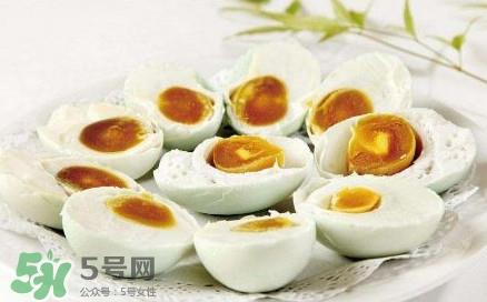 咸鸭蛋为什么要用酒?咸鸭蛋为什么不能多吃 咸鸭蛋为什么要用酒?咸鸭蛋为什么不能多吃