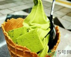 抹茶冰淇淋的热量是多少?抹茶冰淇淋的卡路里是多少? 抹茶冰淇淋的热量是多少?抹茶冰淇淋的卡路里是多少?