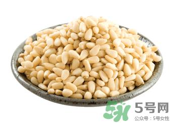 松子仁怎么吃?吃松子仁有什么好处 松子仁怎么吃?吃松子仁有什么好处