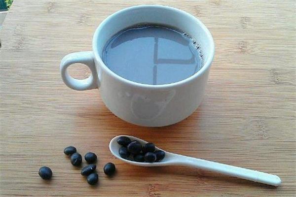 黑豆浆能放红糖吗 黑豆浆放白糖好还是红糖好