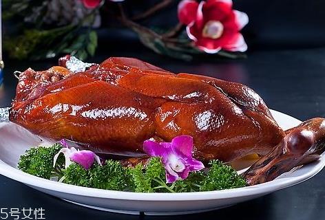 广式烧鹅配什么酱 烧鹅酸梅酱配方 广式烧鹅配什么酱 烧鹅酸梅酱配方