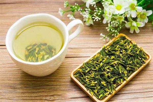 莲子心泡水要晒干吗 莲子心怎么晒干 莲子心泡水要晒干吗 莲子心怎么晒干