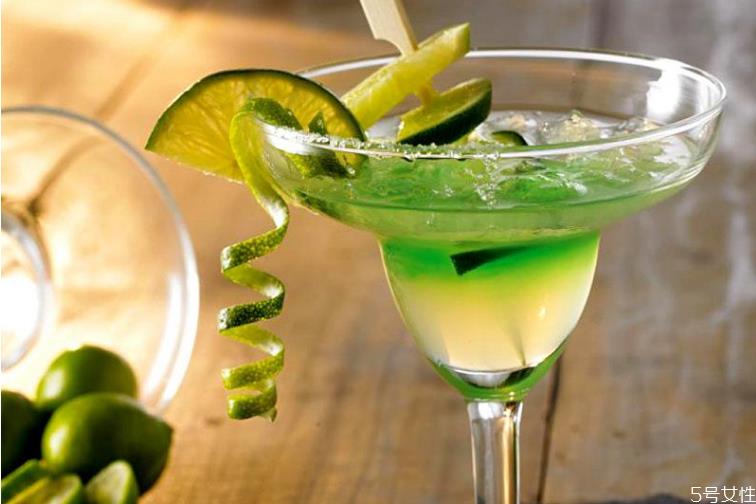 玛格丽特鸡尾酒寓意 玛格丽特鸡尾酒的故事 玛格丽特鸡尾酒寓意 玛格丽特鸡尾酒的故事
