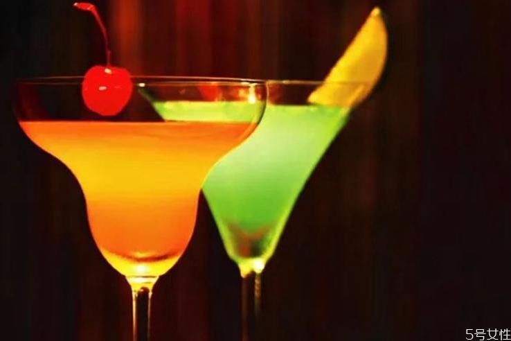 玛格丽特鸡尾酒寓意 玛格丽特鸡尾酒的故事 玛格丽特鸡尾酒寓意 玛格丽特鸡尾酒的故事