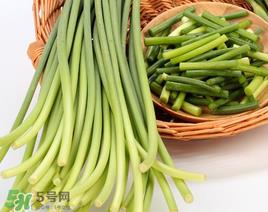 蒜苔能放在冰箱里吗?蒜苔能在冰箱放几天? 蒜苔能放在冰箱里吗?蒜苔能在冰箱放几天?