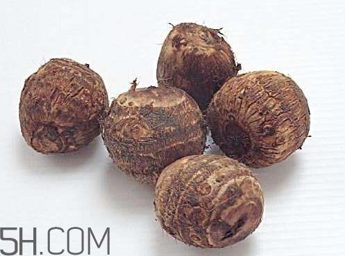 芋头皮发绿还能吃 芋头去皮后绿色能吃吗 芋头皮发绿还能吃 芋头去皮后绿色能吃吗