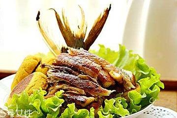 鲅鱼是不是鲍鱼 鲅鱼和鲍鱼的区别 鲅鱼是不是鲍鱼 鲅鱼和鲍鱼的区别