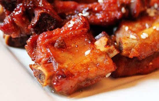 蜜汁排骨的做法 蜜汁排骨怎么做好吃 蜜汁排骨的做法 蜜汁排骨怎么做好吃