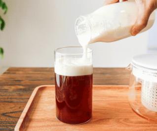 奶盖怎么喝?奶盖的正宗喝法 奶盖怎么喝?奶盖的正宗喝法