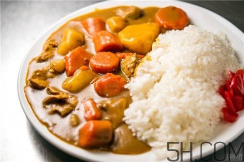 咖喱饭可以用猪肉吗 咖喱饭用什么肉