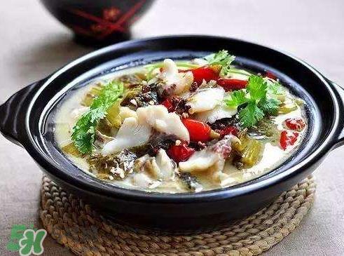 鲢鱼可以做酸菜鱼吗?鲢鱼怎么做酸菜鱼? 鲢鱼可以做酸菜鱼吗?鲢鱼怎么做酸菜鱼?