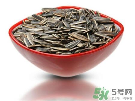 瓜子吃多了脸会变大吗?吃瓜子脸会变大吗?