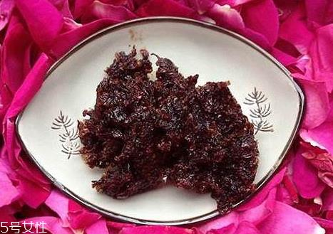 玫瑰糖怎么吃营养最好 玫瑰糖的营养成分