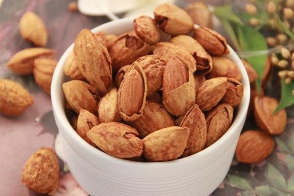 杏仁能减肥吗 杏仁糖尿病人可以吃吗
