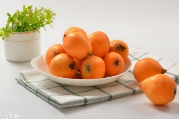 吃枇杷对人体的好处 吃枇杷的注意事项