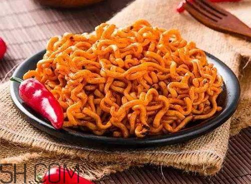 火鸡面不能和什么一起吃 火鸡面和什么一起吃好 火鸡面不能和什么一起吃 火鸡面和什么一起吃好