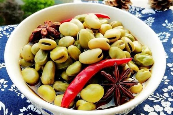 蚕豆没煮熟可以吃吗 蚕豆没煮熟会中毒吗 蚕豆没煮熟可以吃吗 蚕豆没煮熟会中毒吗