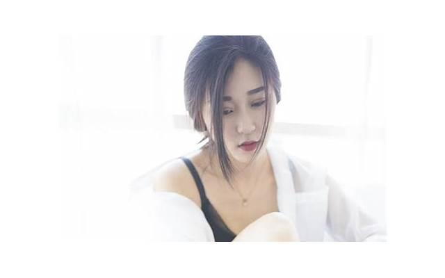 女子失去手臂,遭父母嫌弃,被丈夫家暴:只有儿子对我好 女子失去手臂,遭父母嫌弃,被丈夫家暴:只有儿子对我好