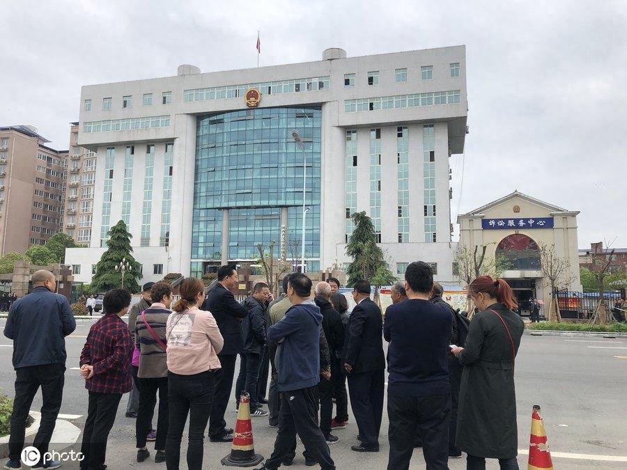 张扣扣因被辱母杀3人，如今被执行死刑，6图回顾案件全过程