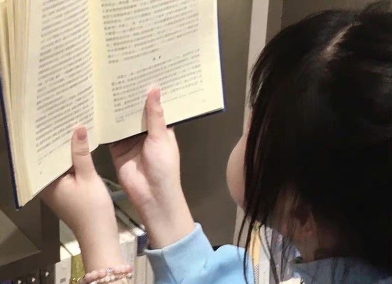  感觉老公心理只有钱没有我