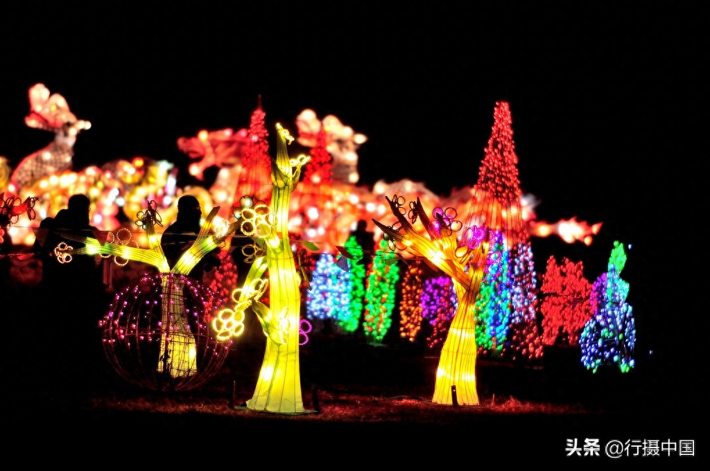 游古城观万家灯火，第十届盛京灯会春节亮相沈阳棋盘山