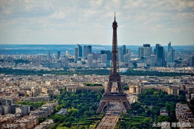 ​巴黎铁塔为什么又叫埃菲尔铁塔
