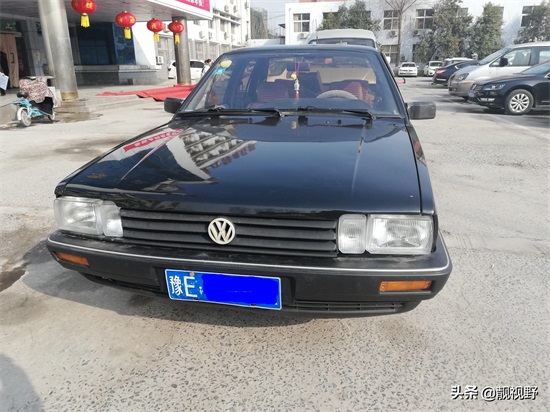 回望经典，老款桑塔纳，真正的国民神车，承载着一代人的回忆