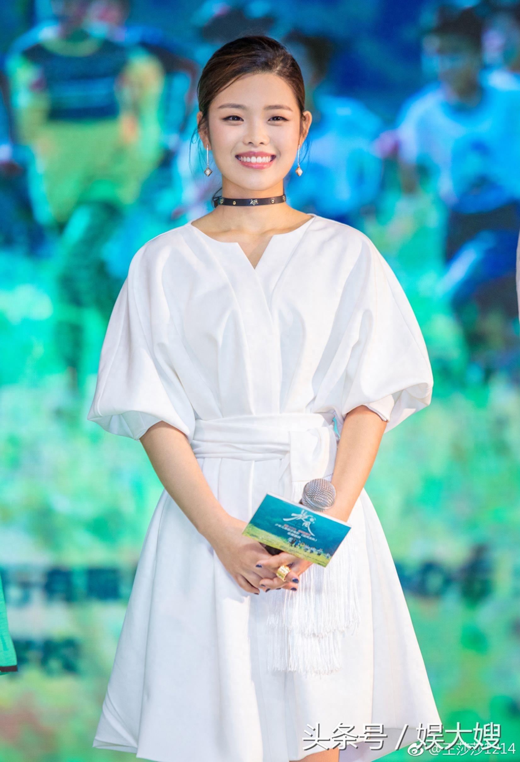 王莎莎微博消失一年后突然现身,曾被吐槽长得丑,如今美到认不出