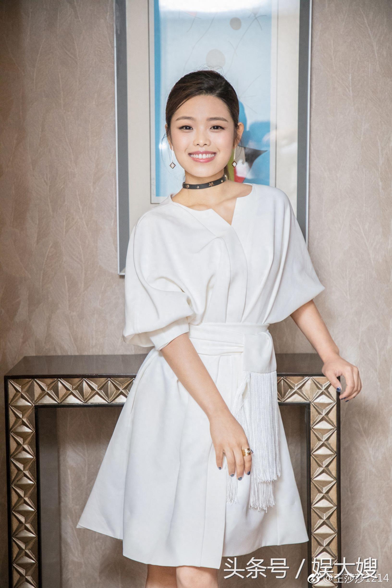 王莎莎微博消失一年后突然现身,曾被吐槽长得丑,如今美到认不出