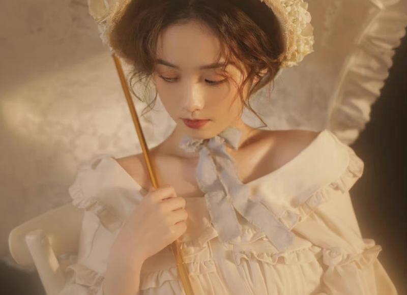 婚后出轨起诉离婚需要哪些证据，婚内出轨起诉离婚需要多长时间