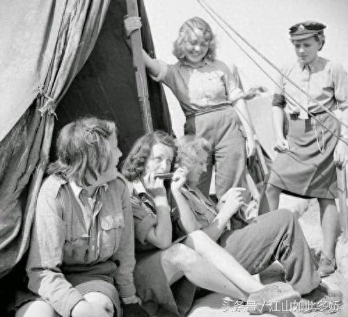 图看二战时期纳粹德国的漂亮女兵