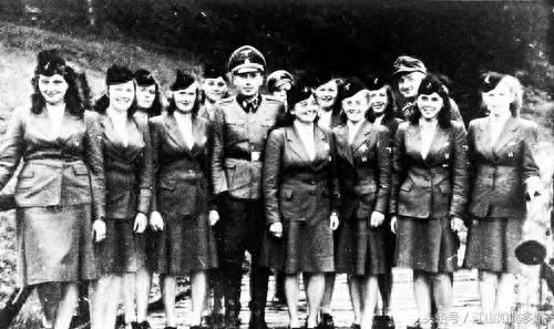 图看二战时期纳粹德国的漂亮女兵